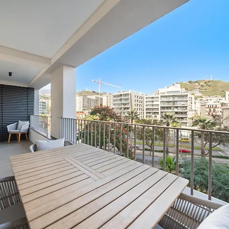 In-town Residences Apartamento