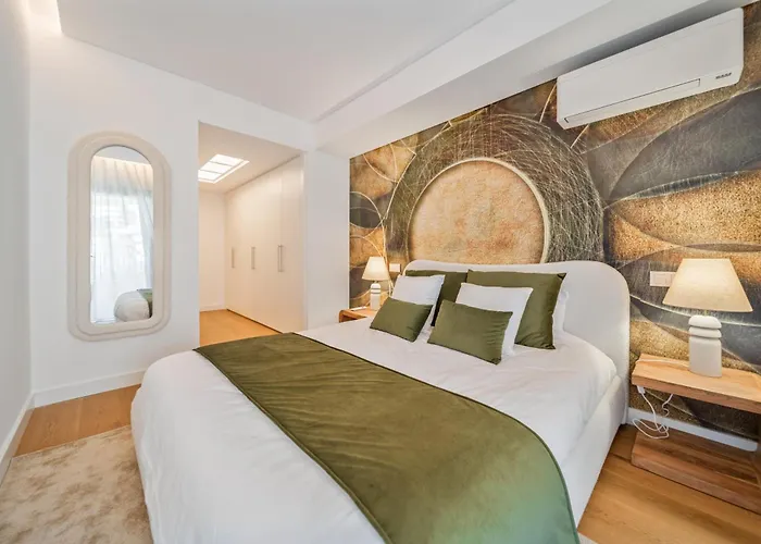 In-town Residences 丰沙尔