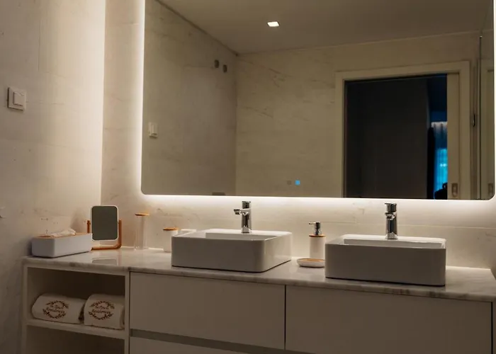 公寓 In-town Residences *